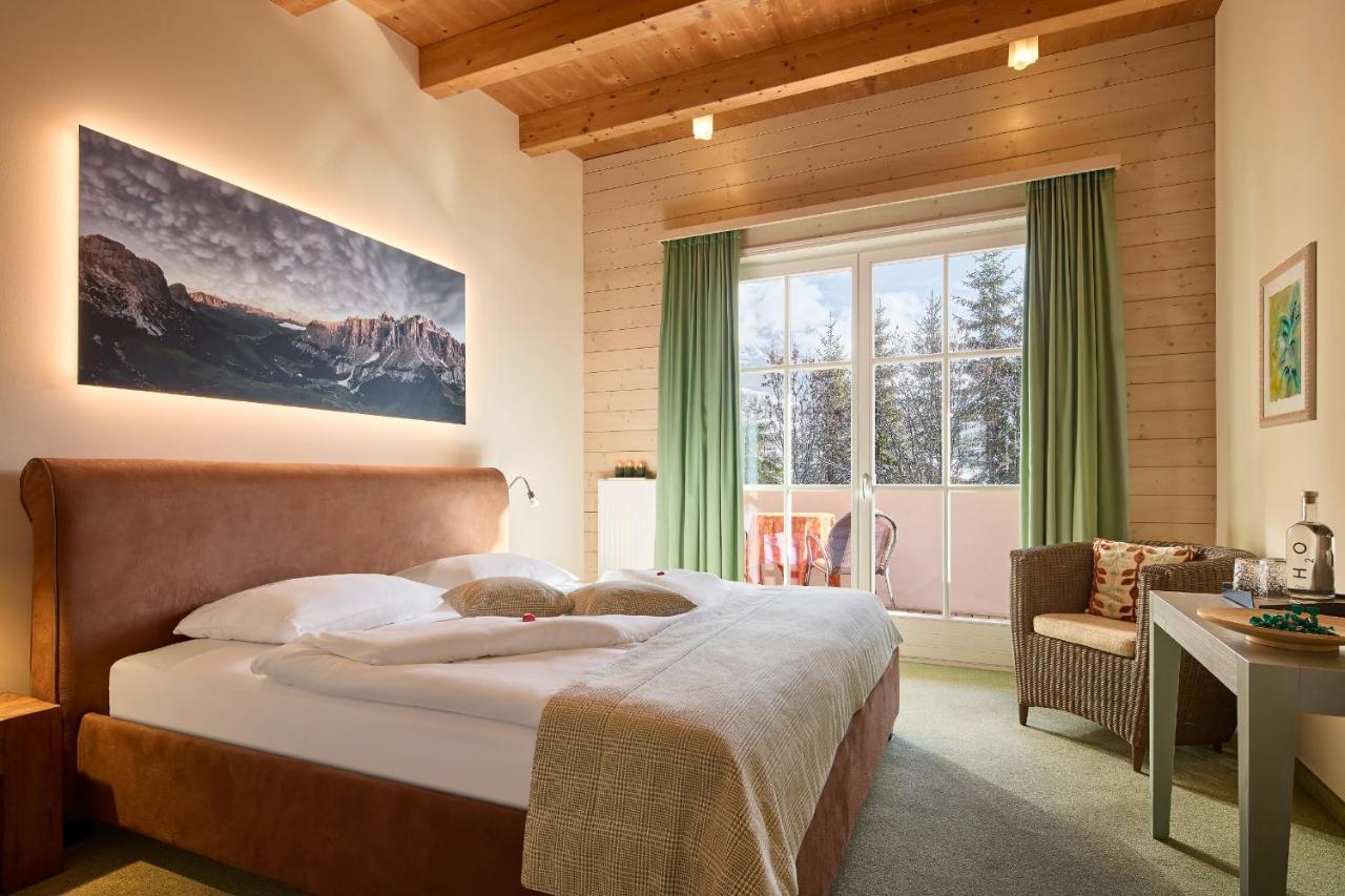 Dolomit Boutique Hotel لا فيلا المظهر الخارجي الصورة