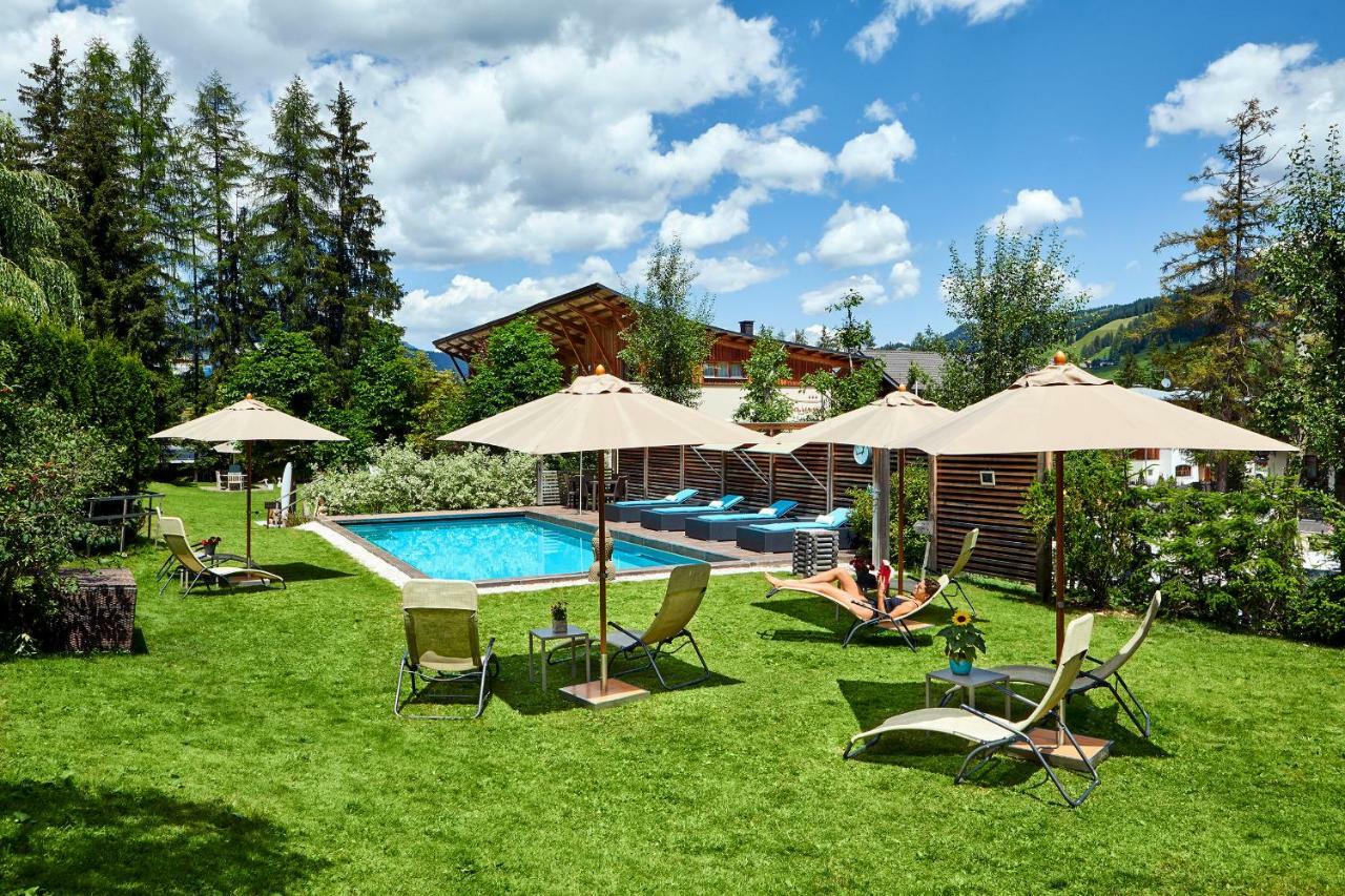 Dolomit Boutique Hotel لا فيلا المظهر الخارجي الصورة